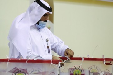 انتخاب حسن بن عبد الله الغانم رئيساً لأول برلمان منتخب في قطر