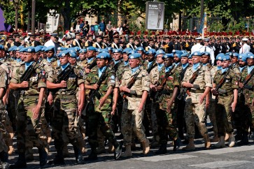 الامم المتحدة تريد تشكيل قوة تدخل سريع قوامها 15 الف جندي قادرة على الانتشار سريعا في
اطار عملية حفظ سلام