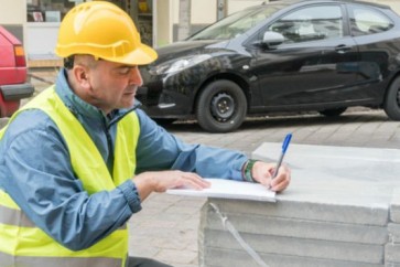 لماذا يقل عدد مستخدمي اليد اليسرى عمَّن يستخدمون اليُمنى؟