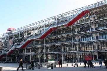 باريس تنفق 100 مليون يورو على ترميم مركز ثقافي