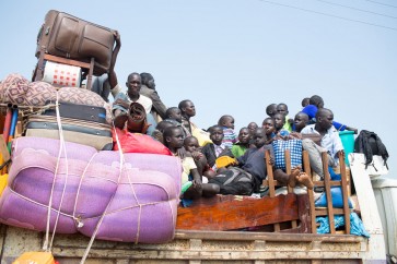 هروب جماعي من سكان السودان الجنوبي الى السودان الشمالي