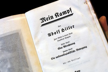 "كفاحي" الذي يروي السيرة الذاتية للزعيم النازي أدولف هتلر
