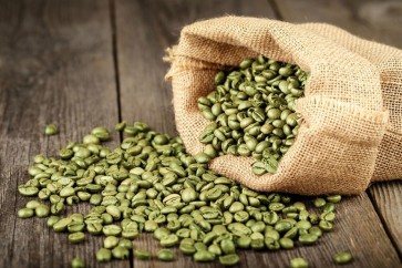 لأن القهوة الخضراء لا تحمّص فهي تحتفظ بفوائدها الكثيرة للجسم