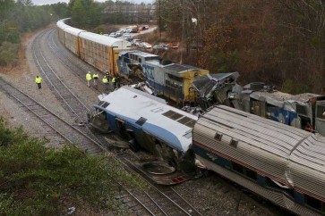 ﻿قتيلان و70 مصابا في تصادم قطارين بأمريكا