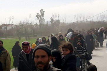 خروج مدنيين من الغوطة