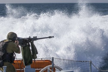 زوارق الاحتلال تطلق النار تجاه الصيادين في بحر غزة
