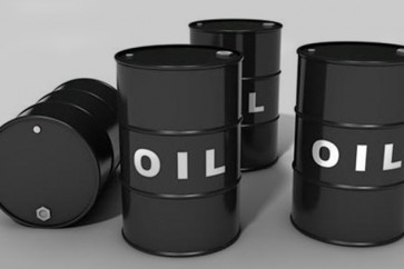 النفط يرتفع في ظل تخفيضات تقودها أوبك