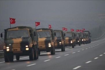 تركيا ترسل تعزيزات إضافية إلى حدودها مع سوريا