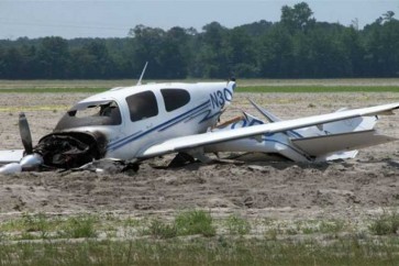 مقتل خمسة أشخاص في تحطم طائرة ركاب صغيرة في فلوريدا