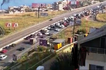 اعتصام الشاحنات في وادي الزينة
