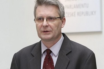 رئيس مجموعة الصداقة البرلمانية التشيكية مع سورية ستانيسلاف غروسبيتش
