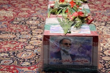 اجراء مراسم تشييع العالم الايراني الشهيد في طهران
