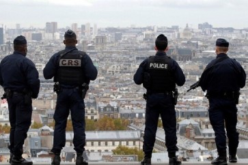 اعتقال رجل معه سكين بجانب مدرسة قرب باريس
(رويترز