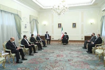 الرئيس الايراني السيد  ابراهيم رئيسي يلتقي وزير الخارجية العراقي فؤاد حسين في طهران