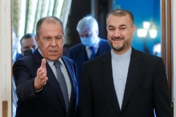 وزيرا الخارجية الروسي سيرغي لافروف والإيراني حسين أمير عبد اللهيان