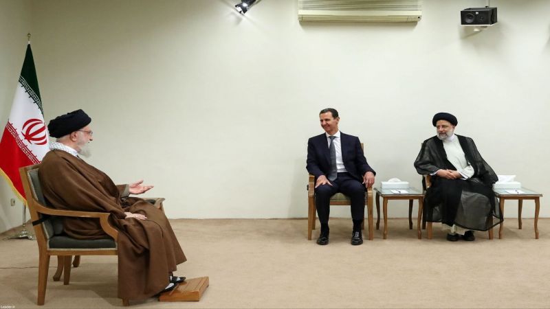 الامام الخامنئي يستقبل الرئيس الاسد في طهران