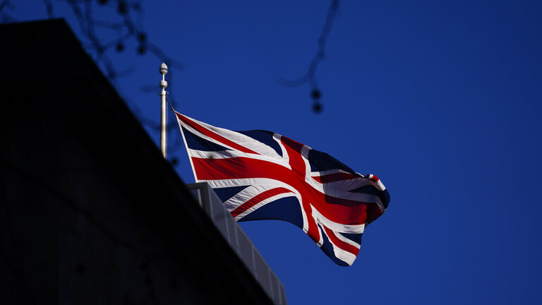 بريطانيا تتعهد رسمياً بنقل سلاح يحوي يورانيوم مخصب إلى أوكرانيا
