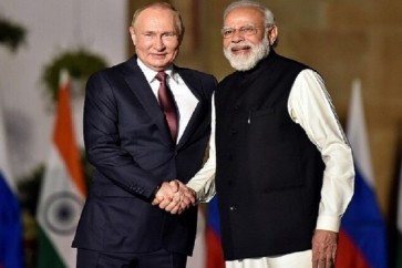 بوتين يلتقي رئيس الوزراء الهند ناريندرا مودي على هامش قمة شانغهاي