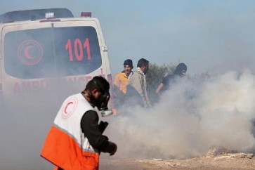 الهلال الأحمر الفلسطيني يعلن عن وقوع حالات اختناق بالغاز في صوف الفلسطينيين خلال مواجهات مع قوات الاحتلال الصهيوني في نابلس بالضفة الغربية المحتلة